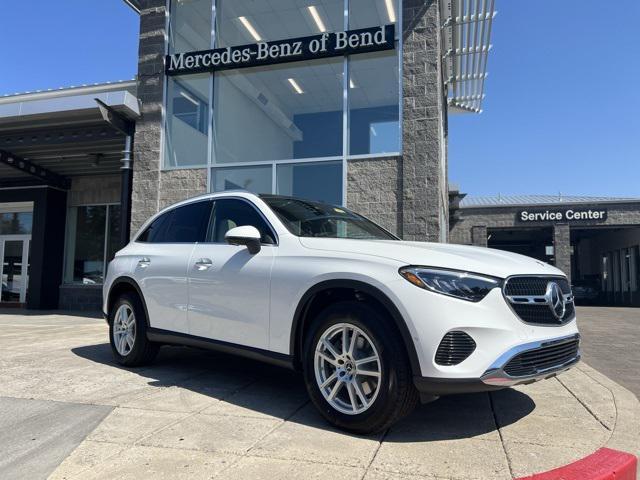 new 2025 Mercedes-Benz GLC 300 car, priced at $58,605