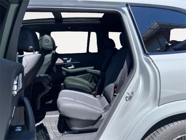 new 2025 Mercedes-Benz GLS 450 car, priced at $104,835