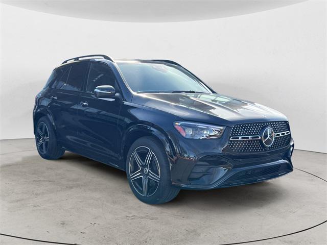 new 2025 Mercedes-Benz GLE 580 car, priced at $103,690