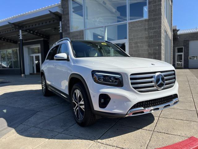 new 2025 Mercedes-Benz GLB 250 car, priced at $52,605