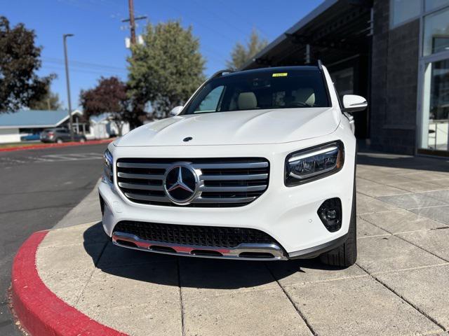 new 2025 Mercedes-Benz GLB 250 car, priced at $52,605