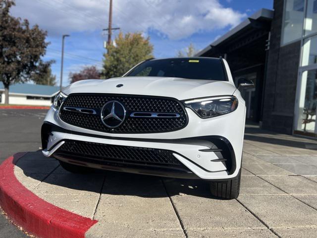 new 2025 Mercedes-Benz GLC 300 car, priced at $68,455