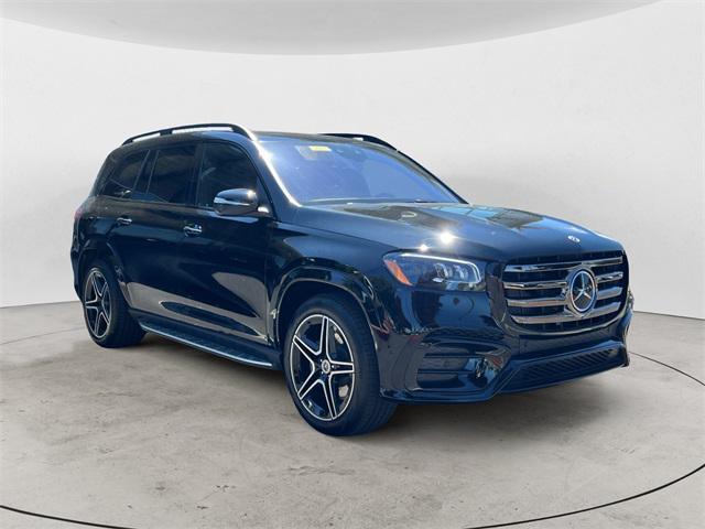 new 2025 Mercedes-Benz GLS 450 car, priced at $107,715