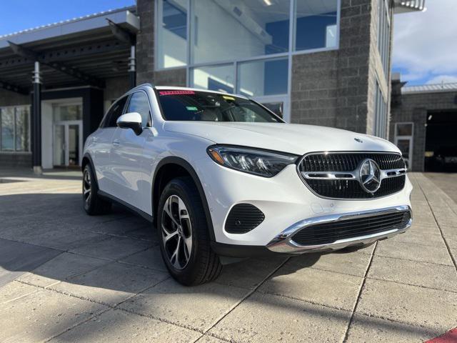 new 2025 Mercedes-Benz GLC 350e car, priced at $61,400