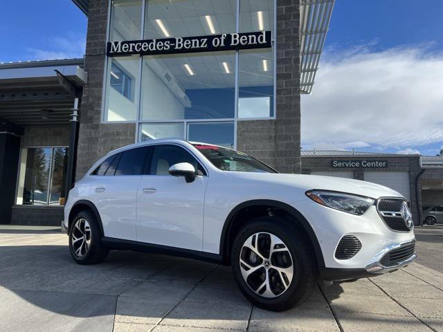 new 2025 Mercedes-Benz GLC 350e car, priced at $61,400