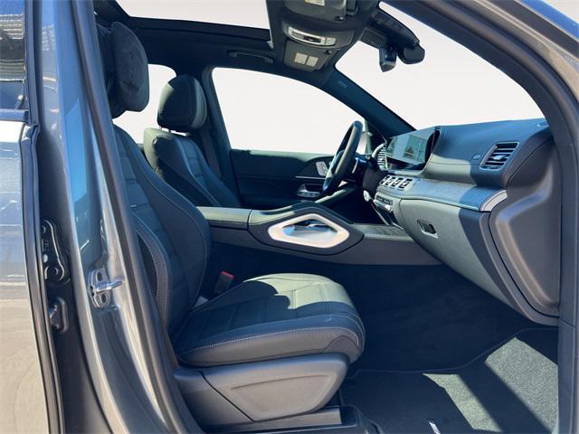 new 2025 Mercedes-Benz GLS 450 car, priced at $103,565