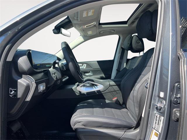 new 2025 Mercedes-Benz GLE 450 car, priced at $88,285