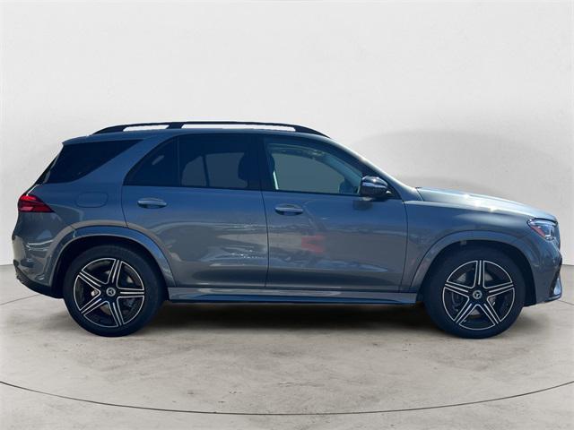 new 2025 Mercedes-Benz GLE 450 car, priced at $88,285