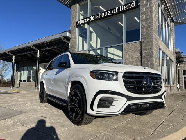 new 2025 Mercedes-Benz GLS 450 car, priced at $101,865