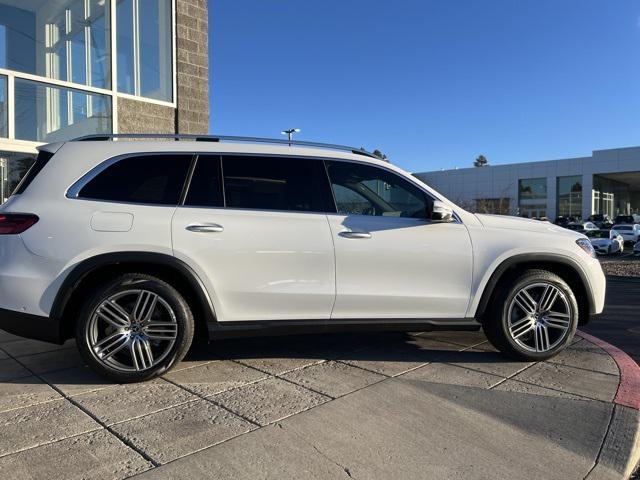 new 2025 Mercedes-Benz GLS 450 car, priced at $97,255