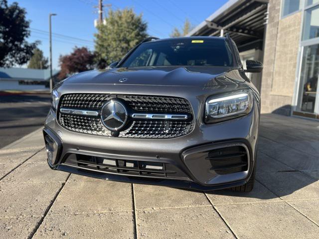 new 2025 Mercedes-Benz GLB 250 car, priced at $57,275