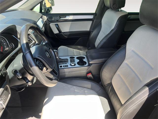 used 2017 Volkswagen Touareg car, priced at $20,995