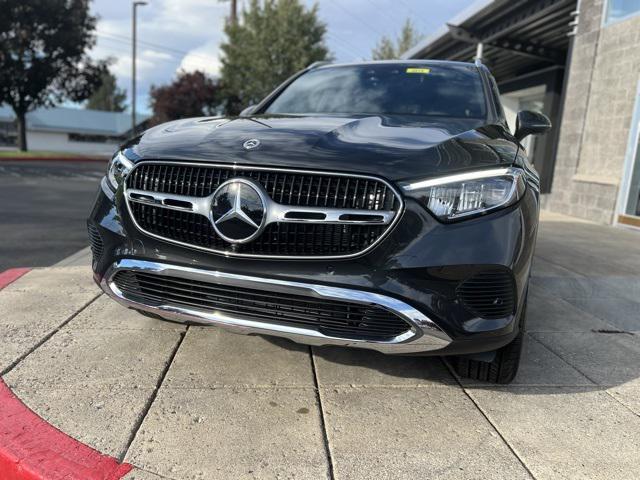 new 2025 Mercedes-Benz GLC 300 car, priced at $60,405