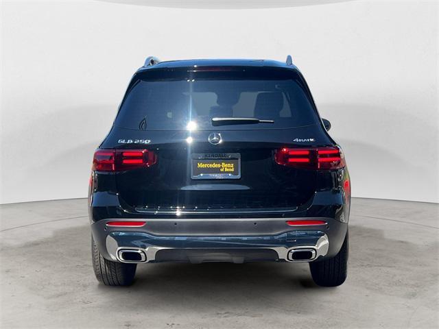 new 2025 Mercedes-Benz GLB 250 car, priced at $51,590