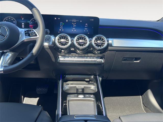 new 2025 Mercedes-Benz GLB 250 car, priced at $51,590