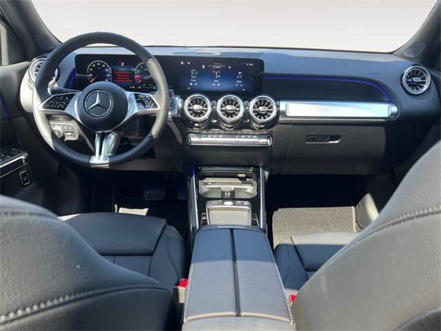 new 2025 Mercedes-Benz GLB 250 car, priced at $51,590