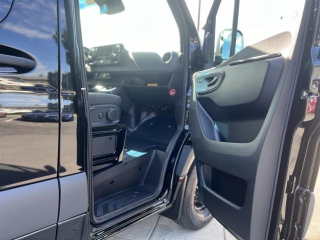 new 2024 Mercedes-Benz Sprinter 2500 car, priced at $85,582