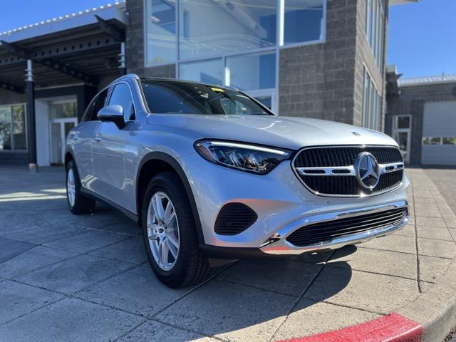 new 2025 Mercedes-Benz GLC 300 car, priced at $56,480