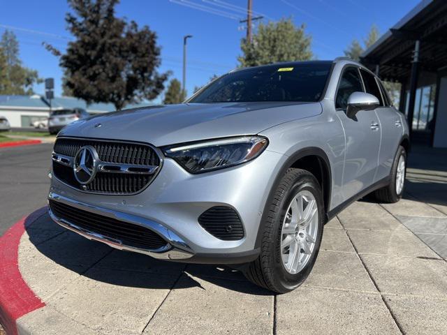 new 2025 Mercedes-Benz GLC 300 car, priced at $56,480