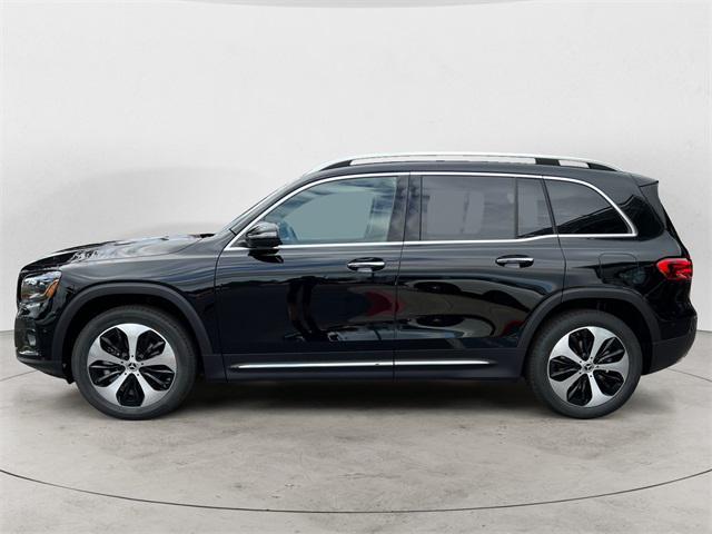 new 2025 Mercedes-Benz GLB 250 car, priced at $51,695