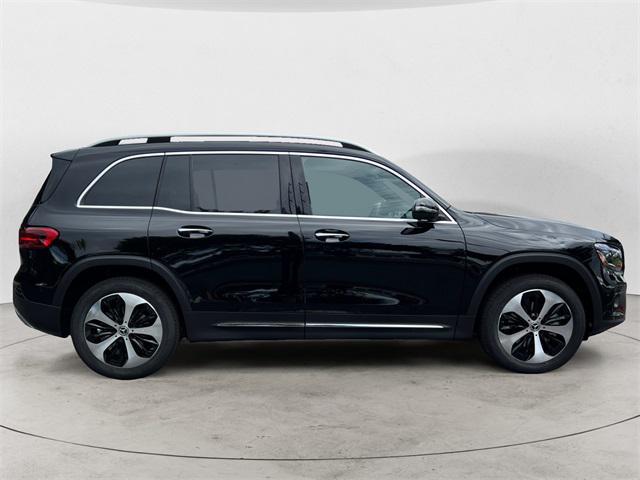 new 2025 Mercedes-Benz GLB 250 car, priced at $51,695