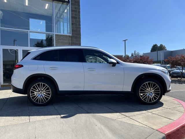 new 2025 Mercedes-Benz GLC 300 car, priced at $61,855