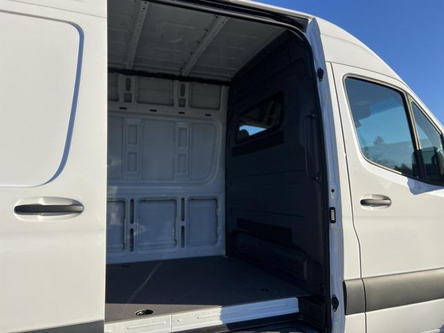 new 2025 Mercedes-Benz Sprinter 2500 car, priced at $66,375