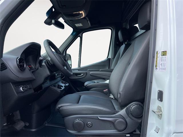 new 2025 Mercedes-Benz Sprinter 2500 car, priced at $66,375