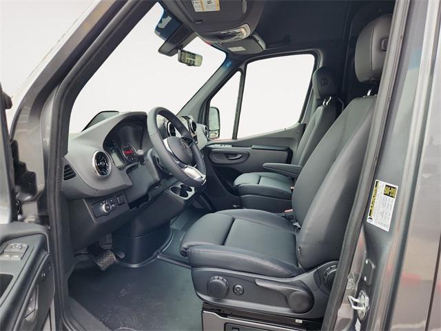 new 2025 Mercedes-Benz Sprinter 2500 car, priced at $69,147