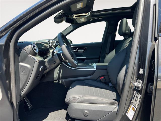 new 2025 Mercedes-Benz GLC 300 car, priced at $62,290