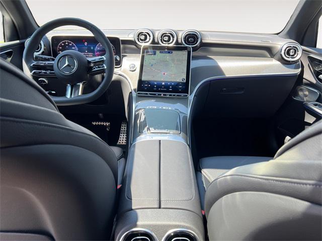 new 2025 Mercedes-Benz GLC 300 car, priced at $62,290