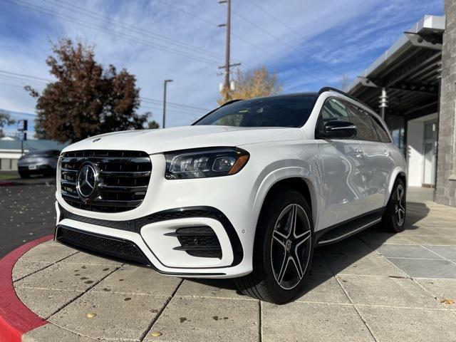 new 2024 Mercedes-Benz GLS 450 car, priced at $98,925