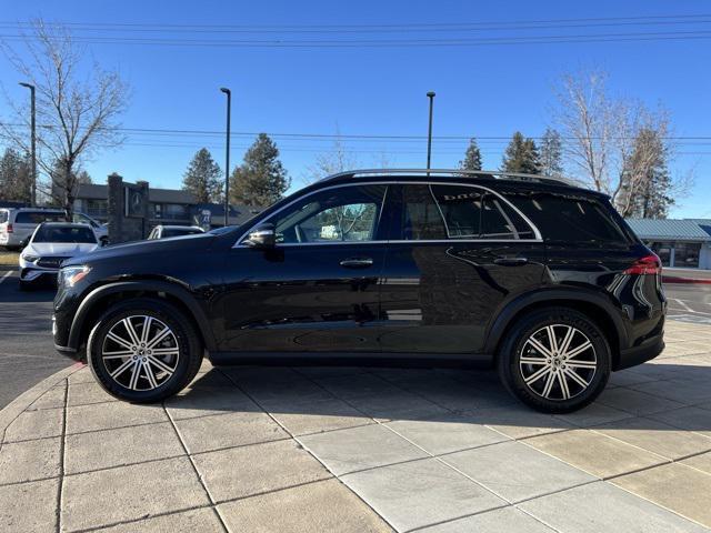 new 2025 Mercedes-Benz GLE 450 car, priced at $82,415