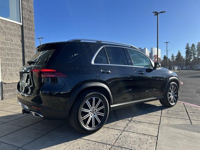 new 2025 Mercedes-Benz GLE 450 car, priced at $82,415