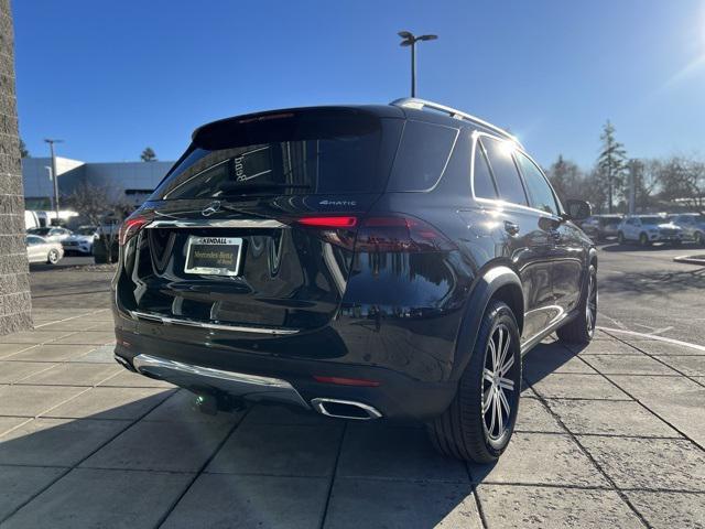 new 2025 Mercedes-Benz GLE 450 car, priced at $82,415