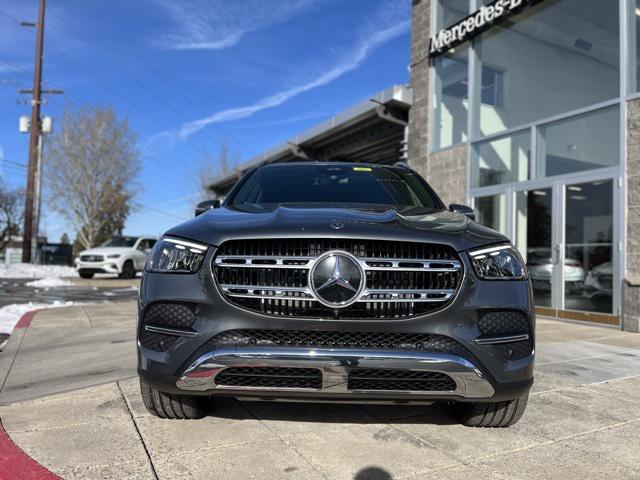 new 2025 Mercedes-Benz GLE 450 car, priced at $77,095