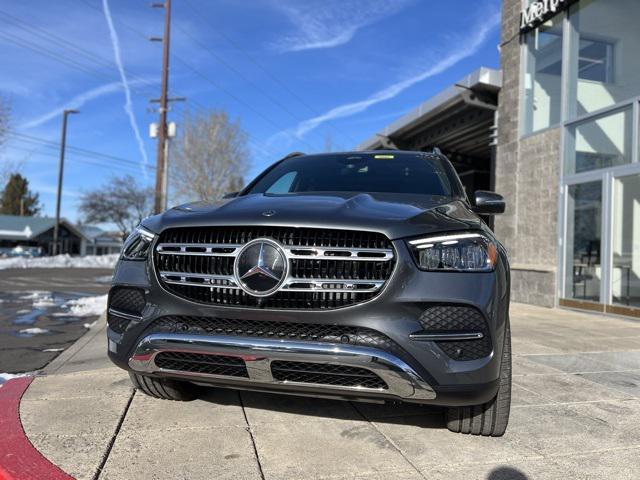 new 2025 Mercedes-Benz GLE 450 car, priced at $77,095