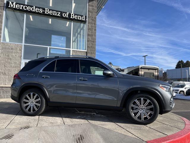 new 2025 Mercedes-Benz GLE 450 car, priced at $77,095