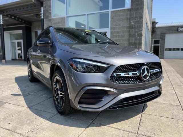 new 2025 Mercedes-Benz GLA 250 car, priced at $54,355