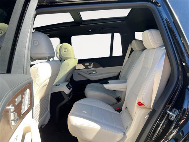 new 2025 Mercedes-Benz GLS 450 car, priced at $104,440