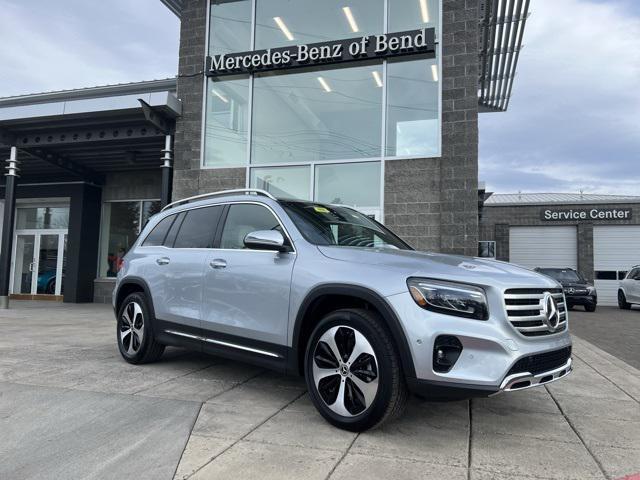 new 2025 Mercedes-Benz GLB 250 car, priced at $54,280