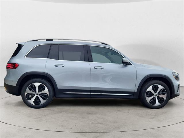 new 2025 Mercedes-Benz GLB 250 car, priced at $54,280