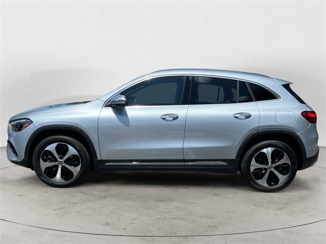 new 2025 Mercedes-Benz GLA 250 car, priced at $53,540