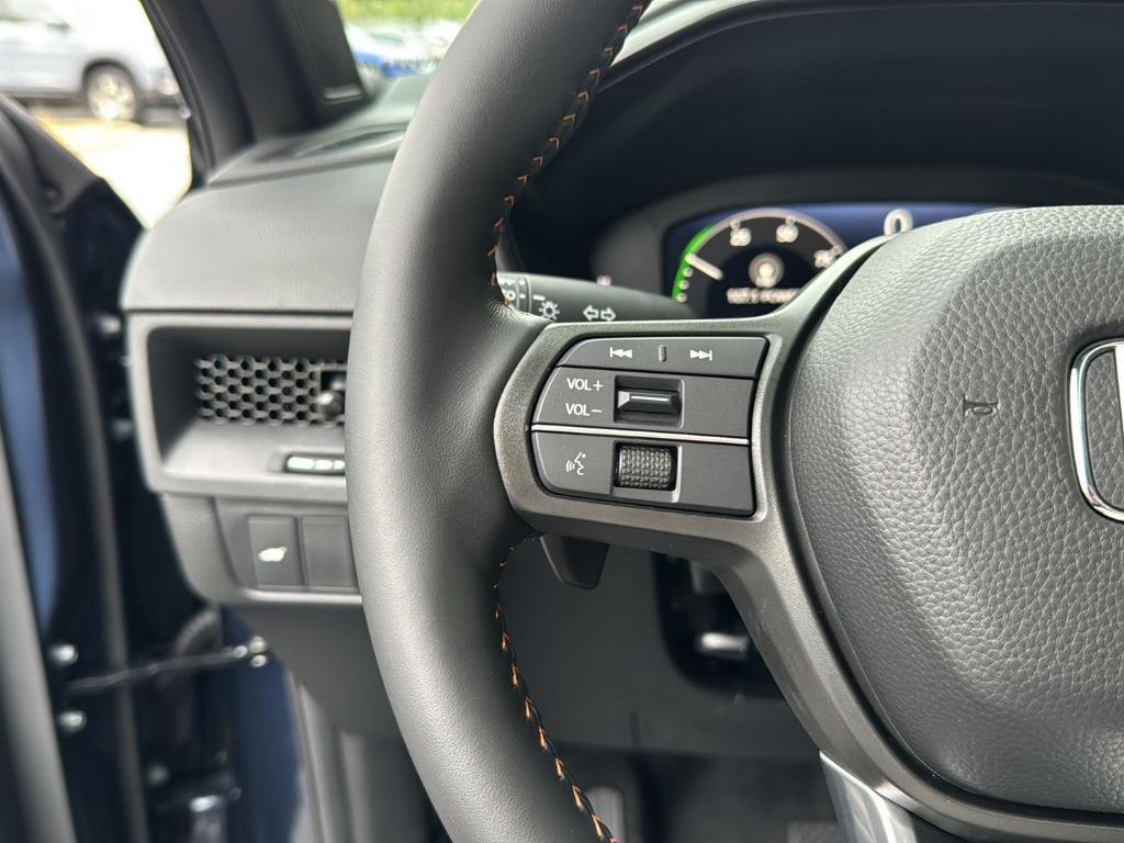 new 2026 Honda CR-V Hybrid car, priced at $40,250