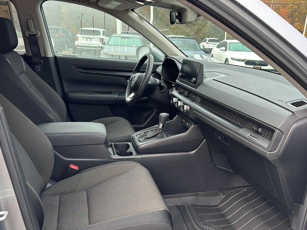 used 2023 Honda CR-V car, priced at $28,000