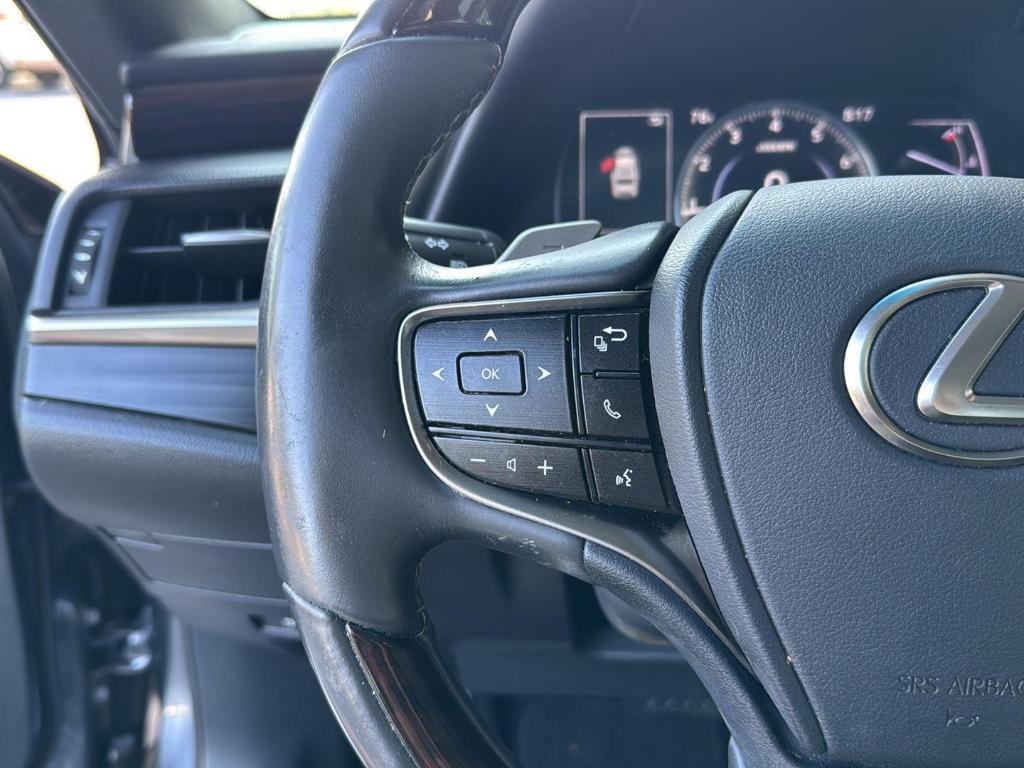 used 2019 Lexus ES 350 car, priced at $22,991