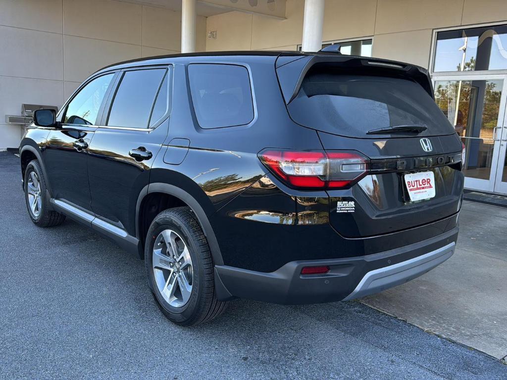 new 2025 Honda Pilot car