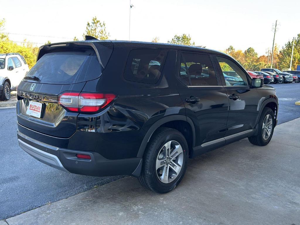 new 2025 Honda Pilot car
