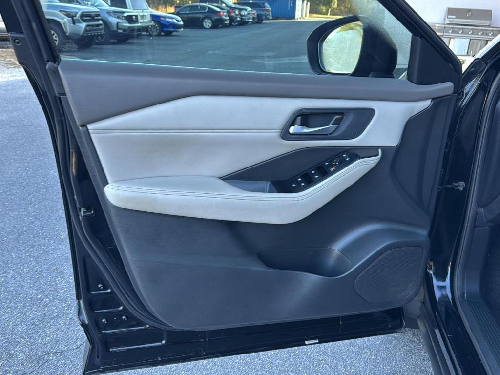 used 2023 Nissan Rogue car, priced at $22,991