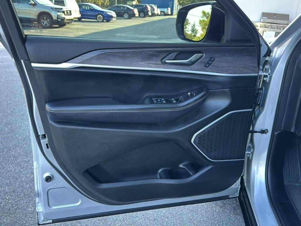 used 2021 Jeep Grand Cherokee L car, priced at $29,545